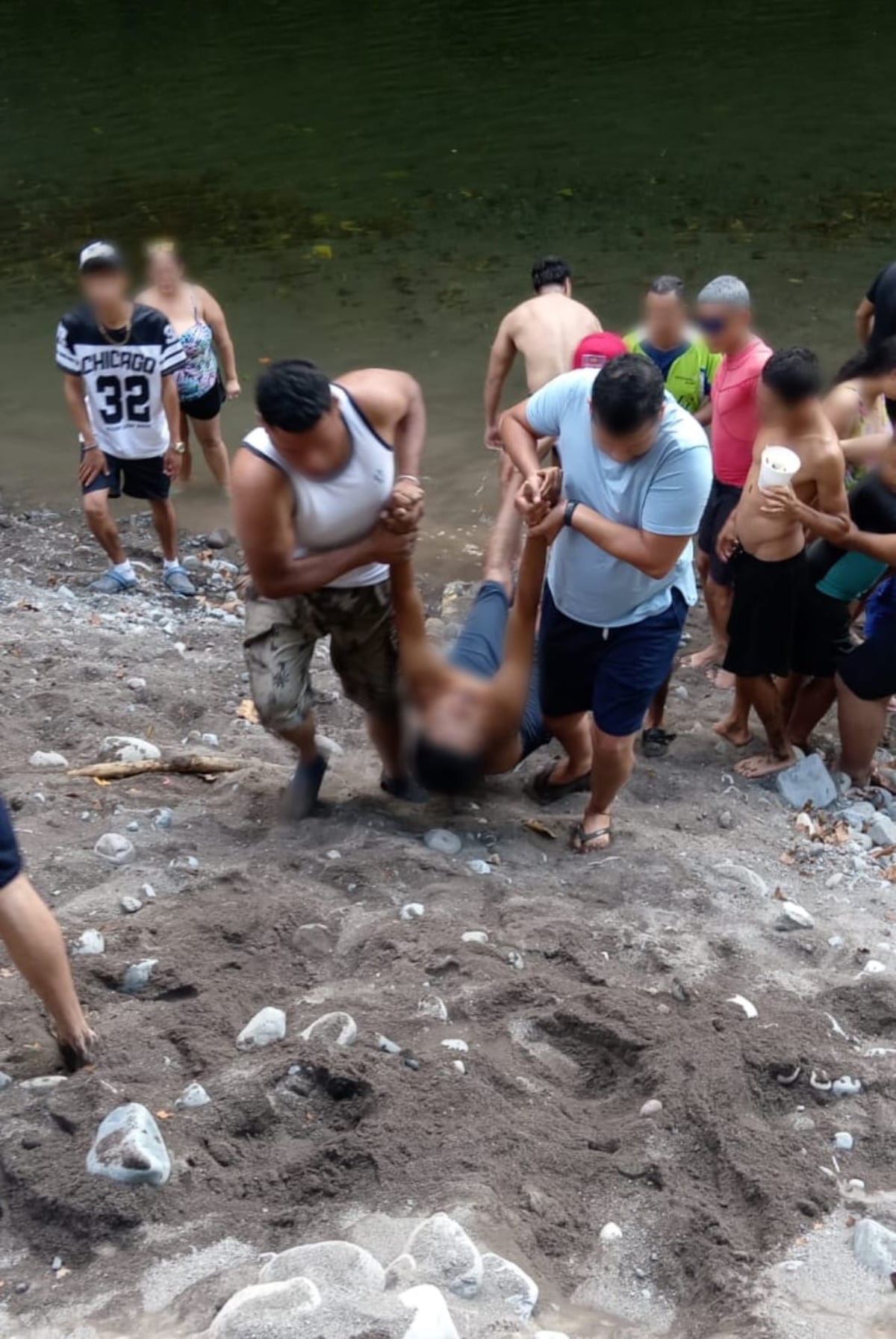 Un día de recreo terminó en tragedia con la muerte de José en el río Brazo de Gómez