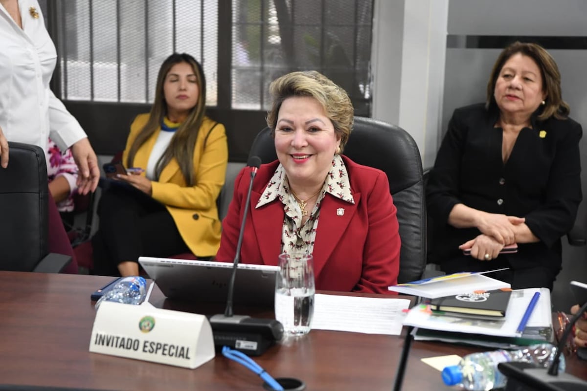 Corte pide al MEF que reconsidere recorte millonario al Órgano Judicial