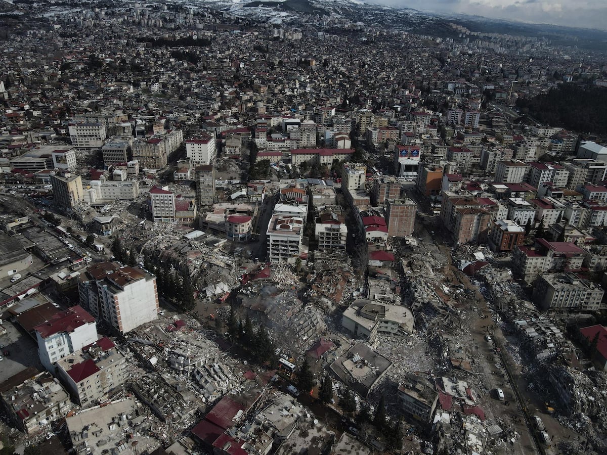 Terremoto de Turquía aceleró dos veces la gravedad de la Tierra