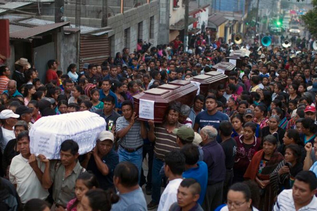 Acusan de homicidio culposo a director de Conred de Guatemala