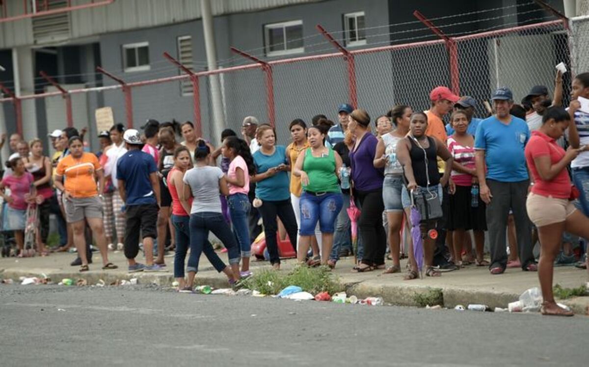 Y los jamones ahí. 'Chello' sigue su tradición