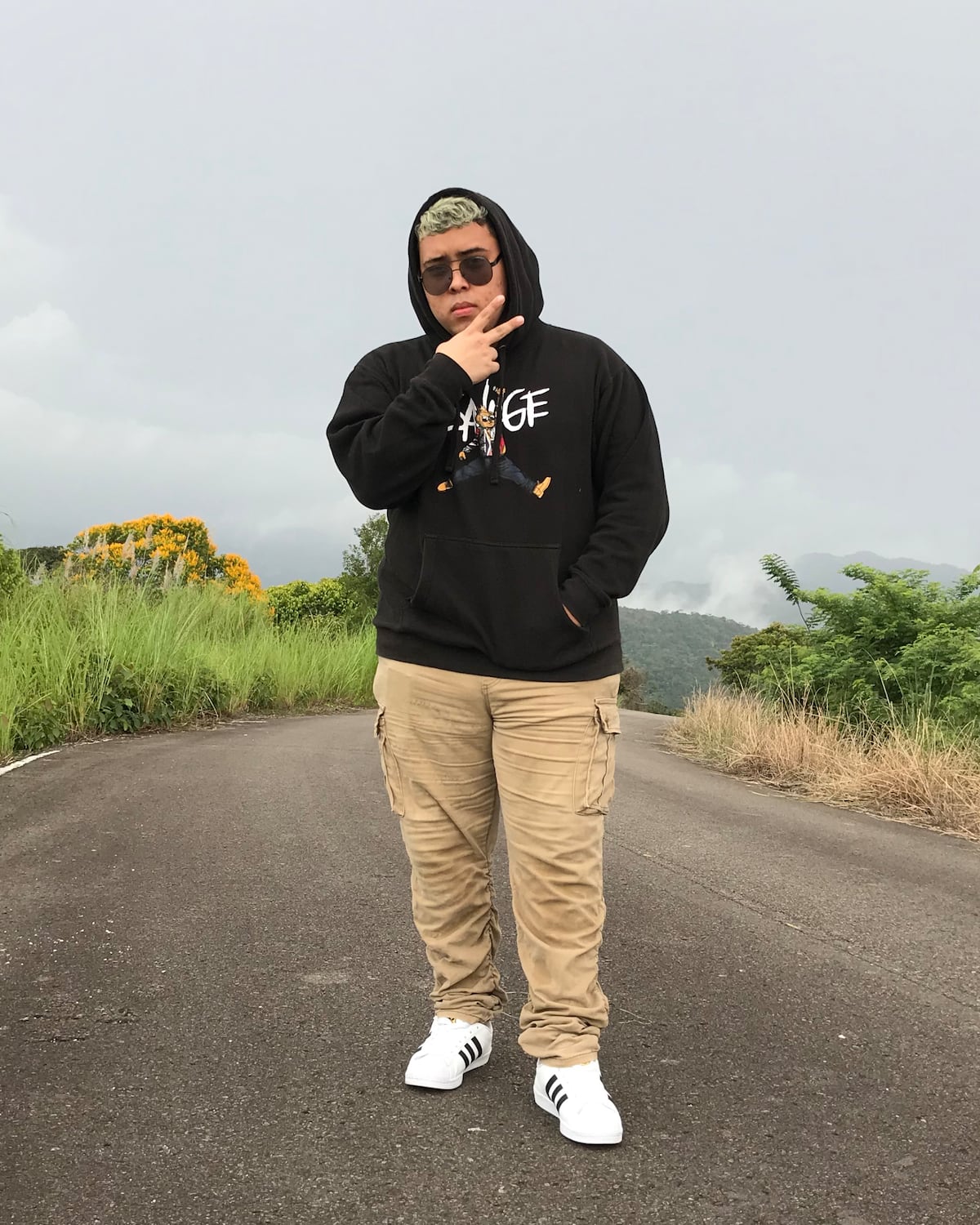 El chico de Salamanca está de regreso. ‘Hola’ es el nuevo estreno de Original Visa + Video