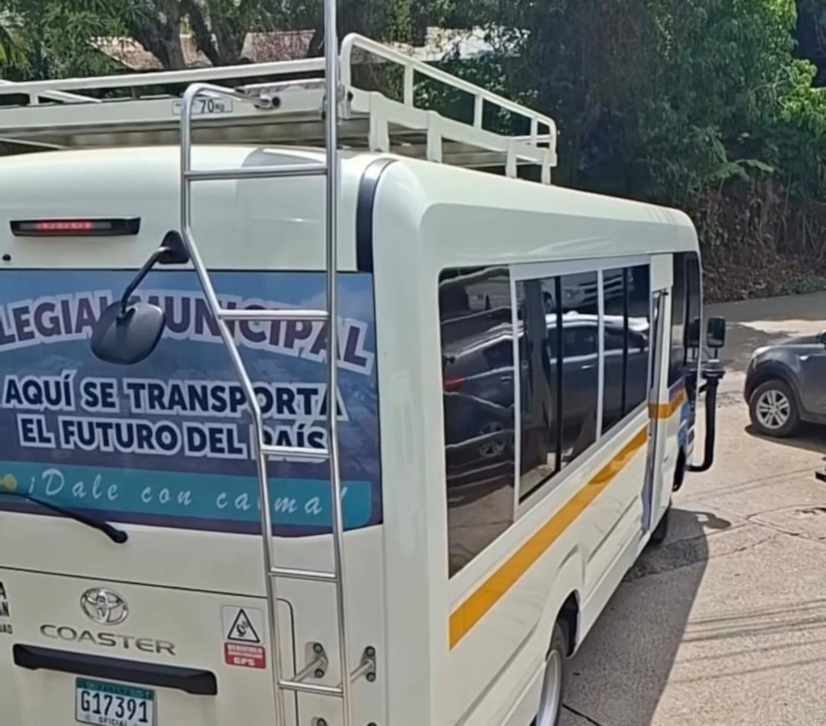 0 y van 2: Stefany Peñalba otra vez; SENNIAF abre investigación por uso de imágenes de niños en buses de Arraiján