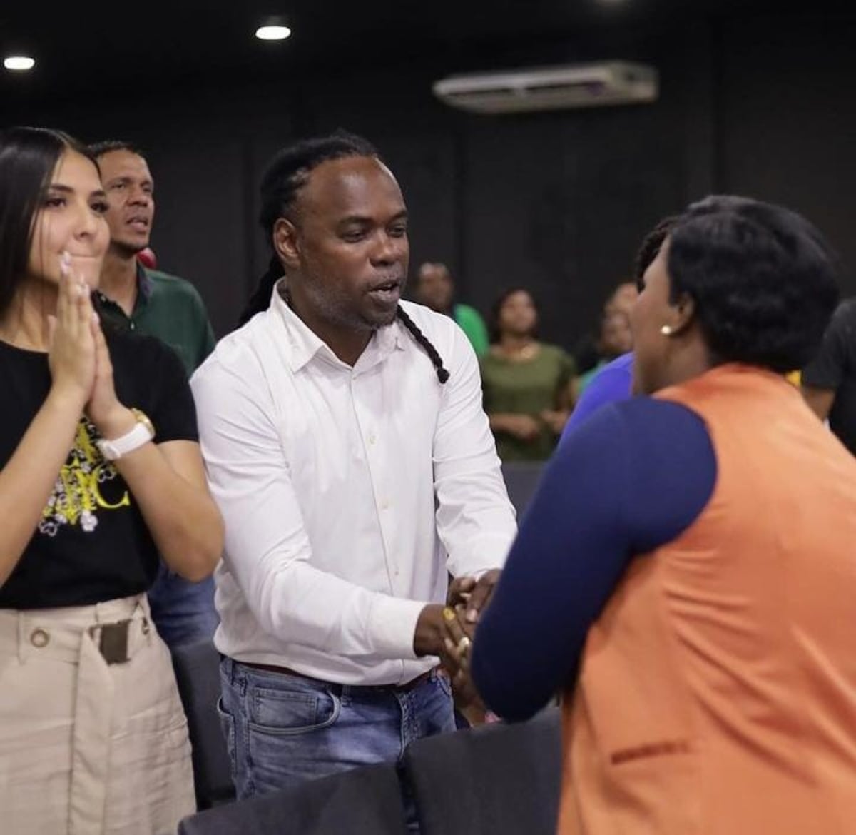 Viene la plena celestial. Dios tocó el corazón de Kafu Banton