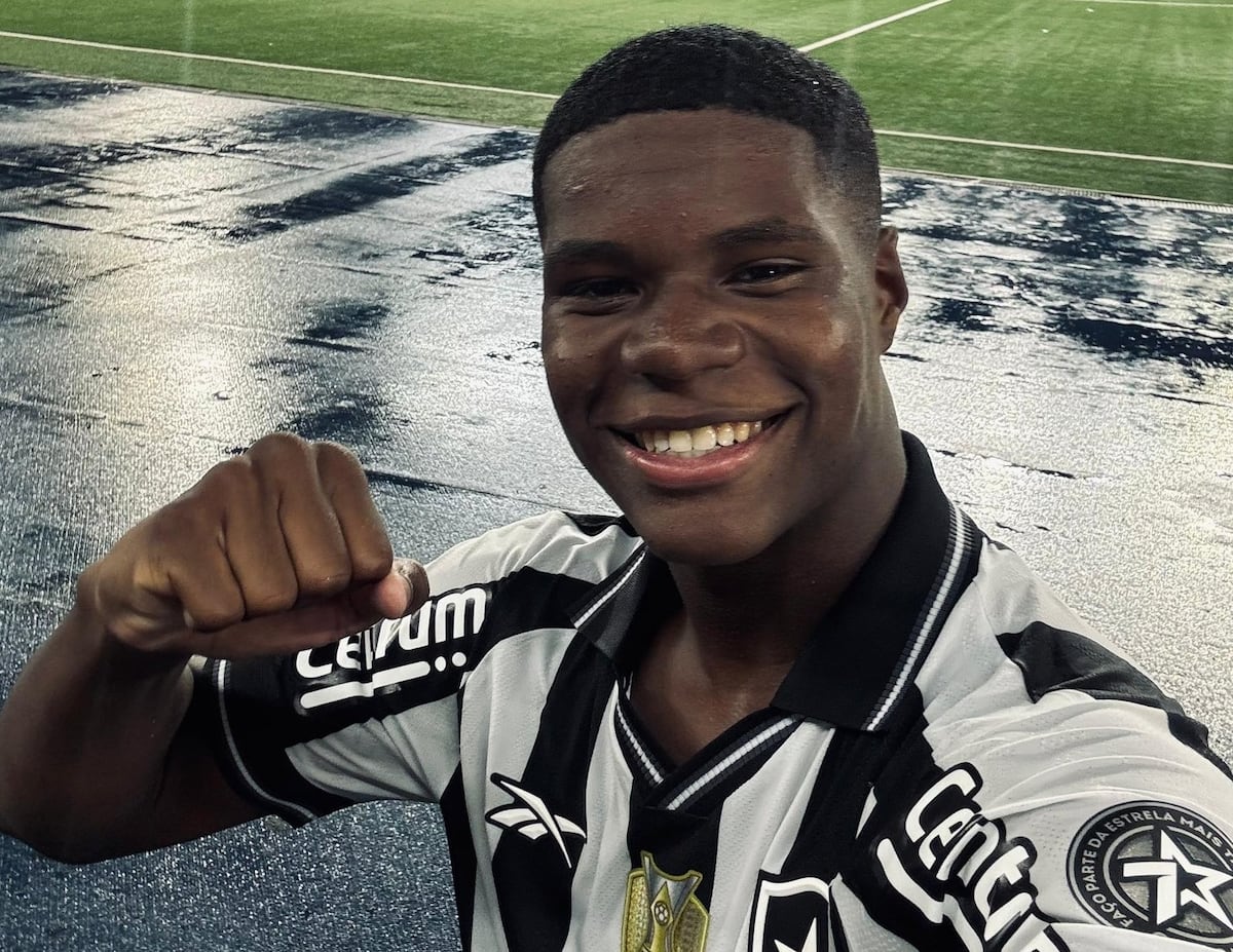 Kadir Barría se gana a Botafogo a punta de goles y temple