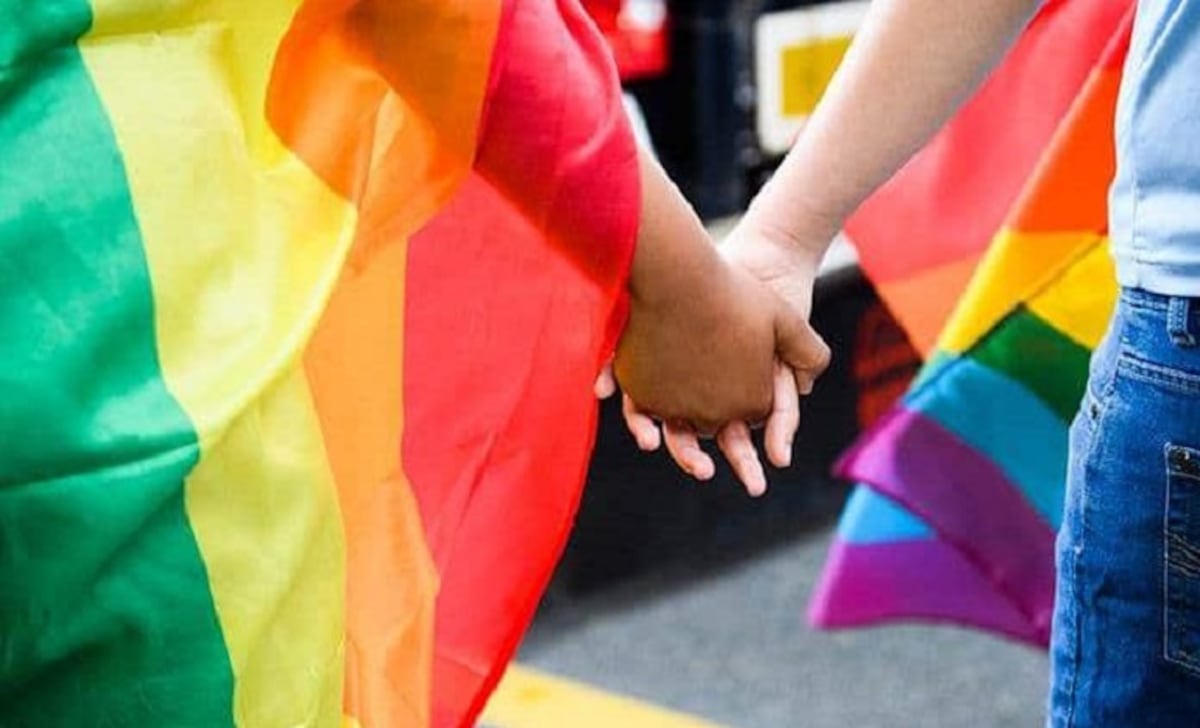 ConLaFamilia se pronuncia por texto escolar para estudiantes autistas  con lecciones que enseñan a las familias LGBTQ+