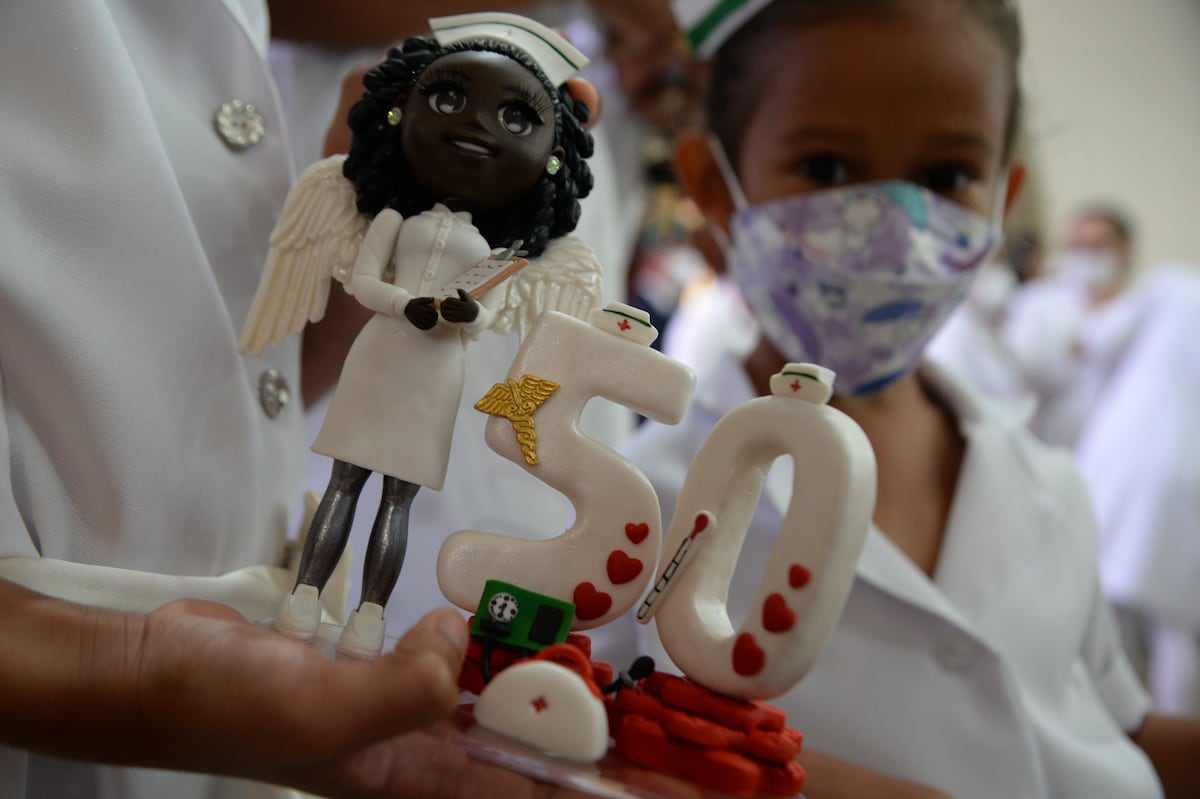 Enfermeras de todo el país conmemorar  su día con diversas actividades. Video 