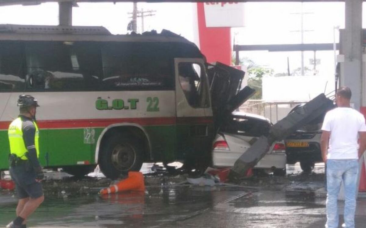 ¡LAMENTABLE! Víctima fatal de accidente en Colón es una mujer | VIDEO