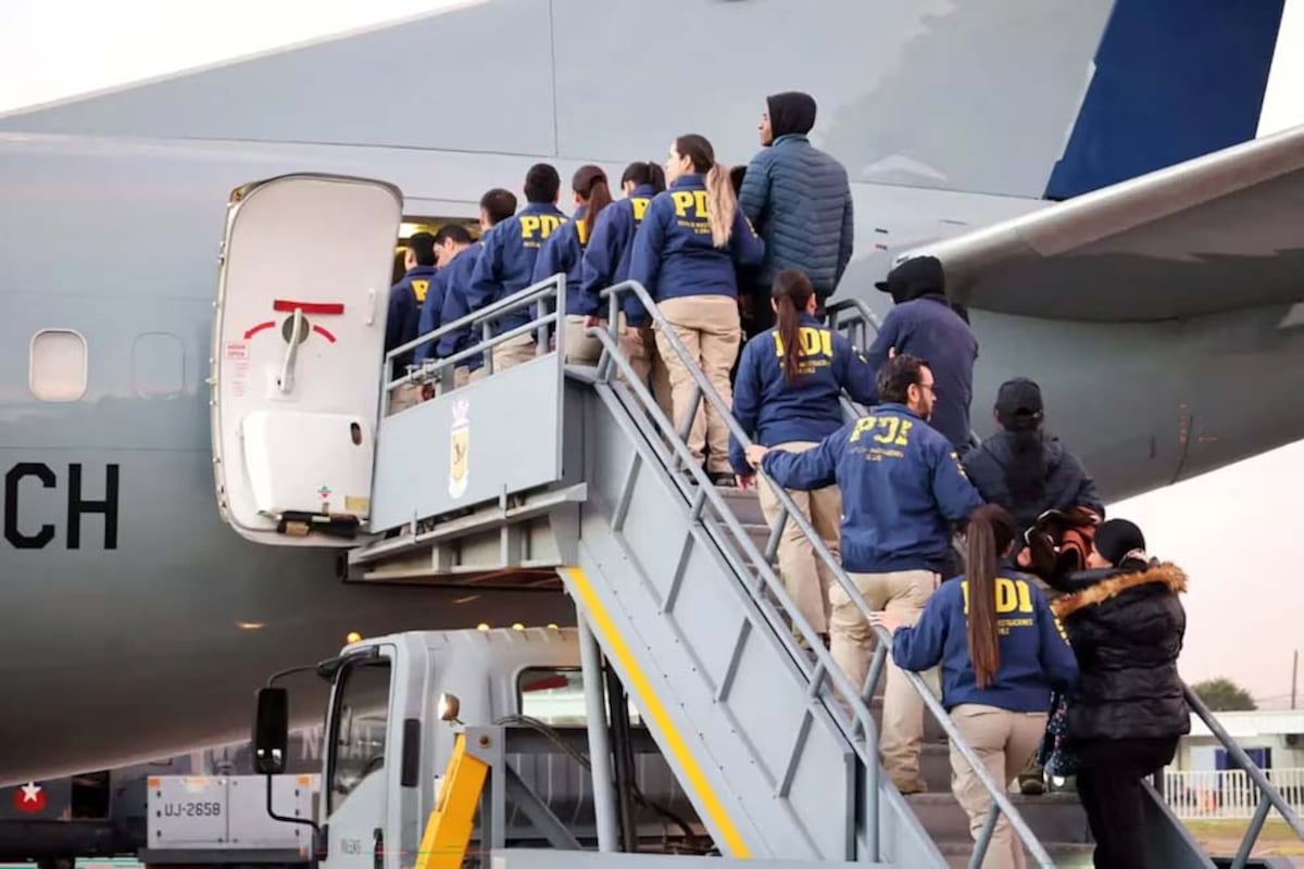 Chile registra menos ingresos clandestinos y más expulsiones de extranjeros
