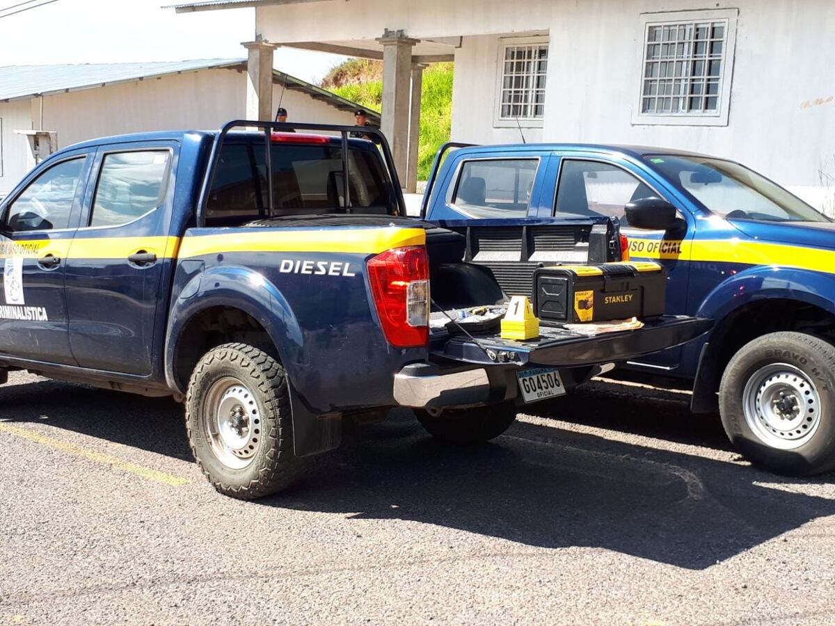 OTRO ASESINATO EN NAVIDAD.Sujeto dispara contra personas que estaban en una mesa