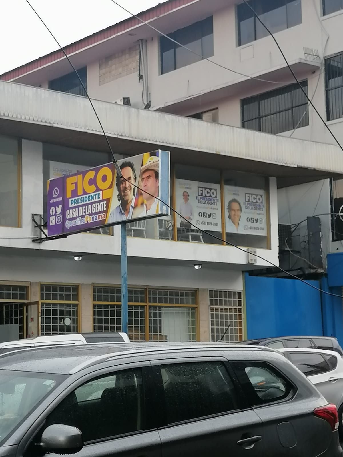 La batalla por la Presidencia en Colombia se traslada a las calles panameñas