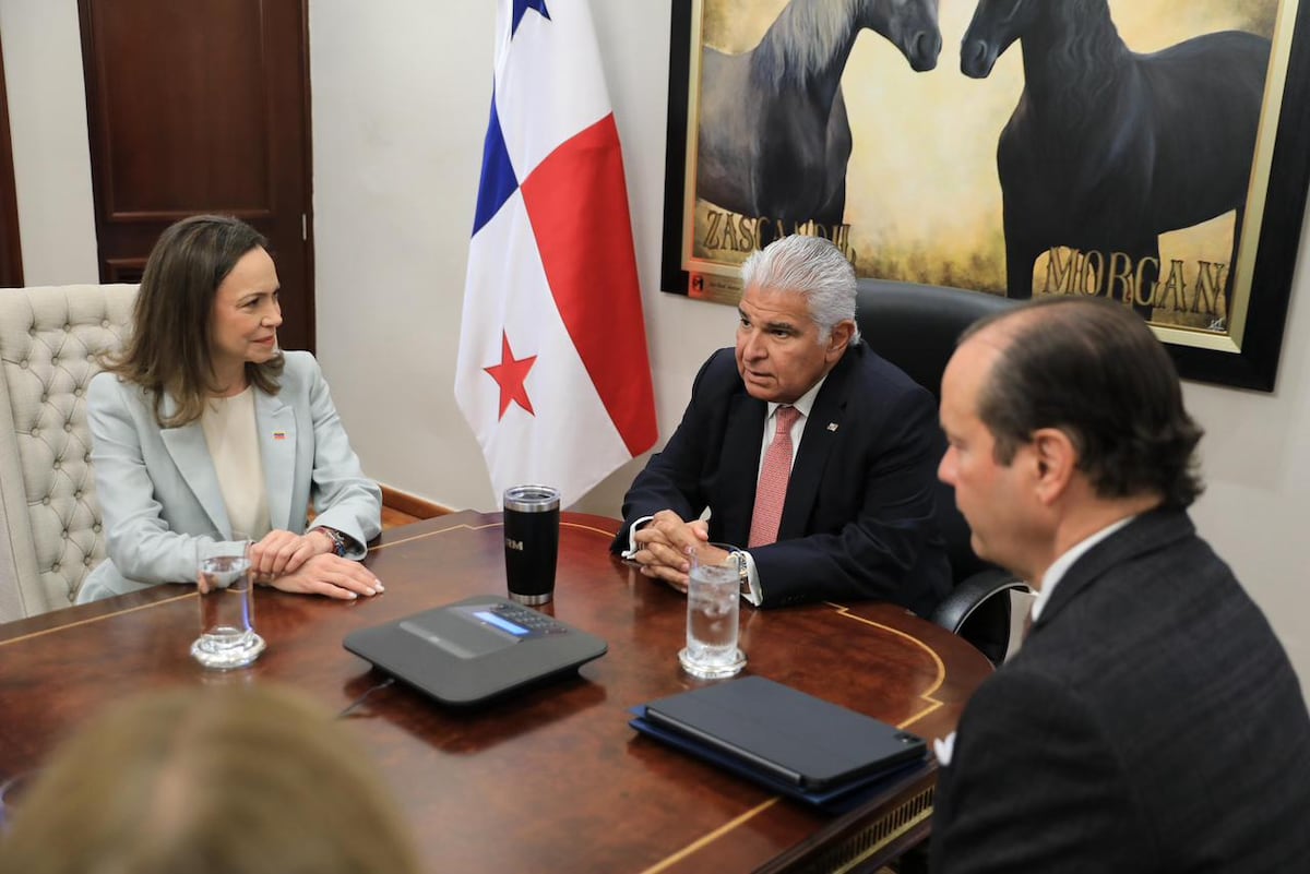 Mulino recibe a María Corina Machado y reitera apoyo a una salida democrática en Venezuela