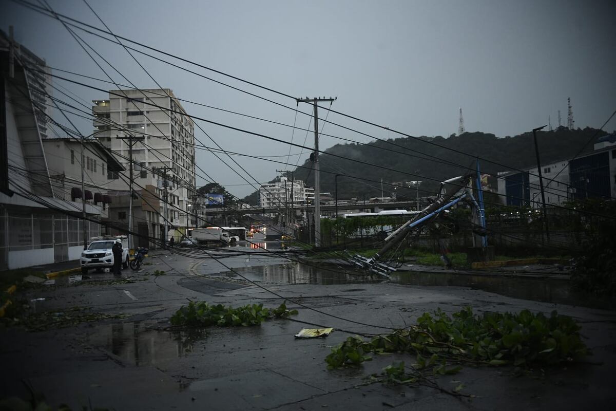 Sectores de la capital siguen sin suministro eléctrico tras afectaciones por el mal tiempo