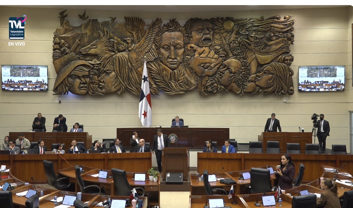Presupuesto 2027 pasa a tercer debate; diputados aprueban nuevas excepciones a la ley de contrataciones
