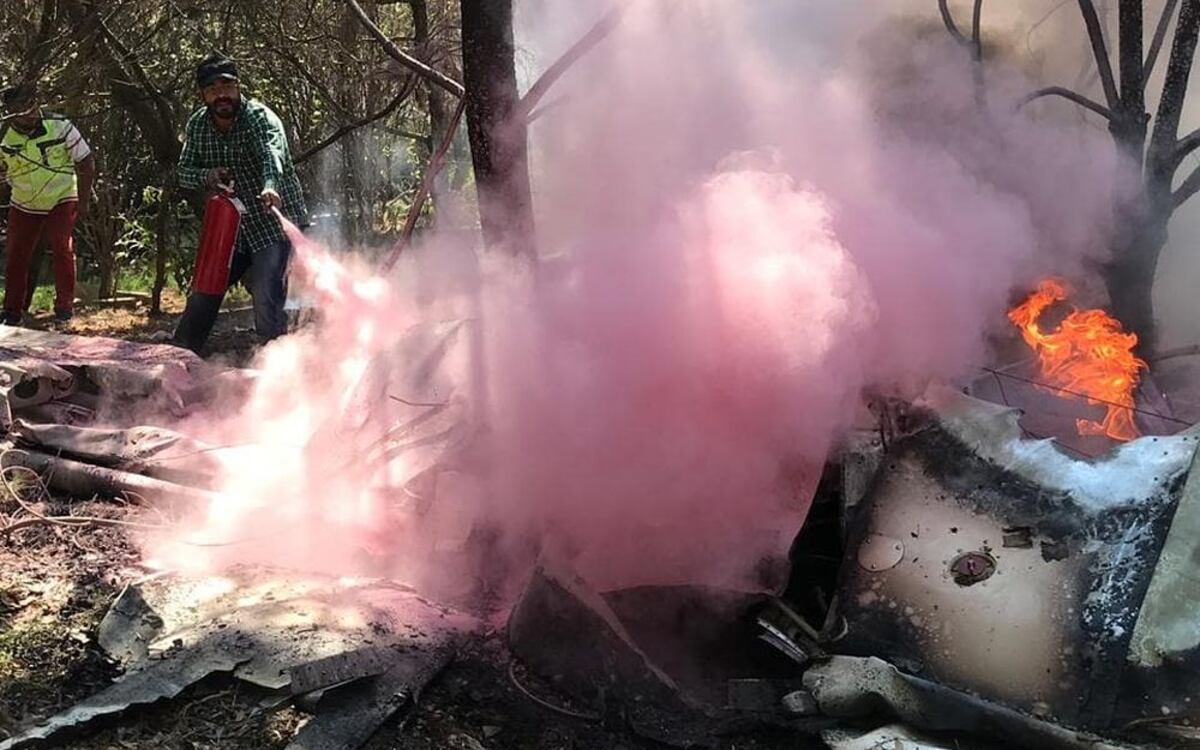 Avioneta se cae y deja varios muertos