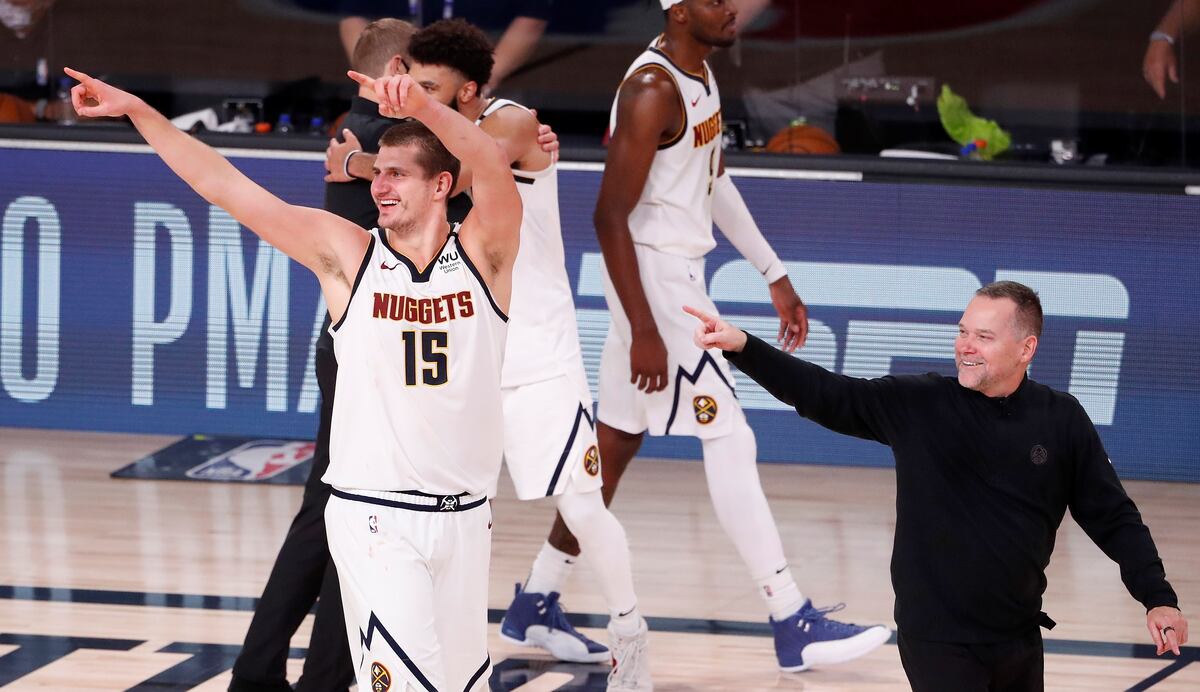 Jokic y el gran regalo que le dio al entrenador de los Nuggets para avanzar