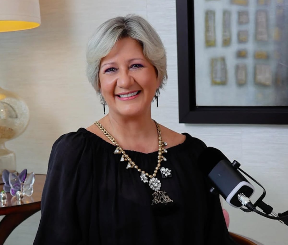 ‘Caí de rodillas y lloré por cuatro horas’: Lorena Castillo revela su transformación espiritual