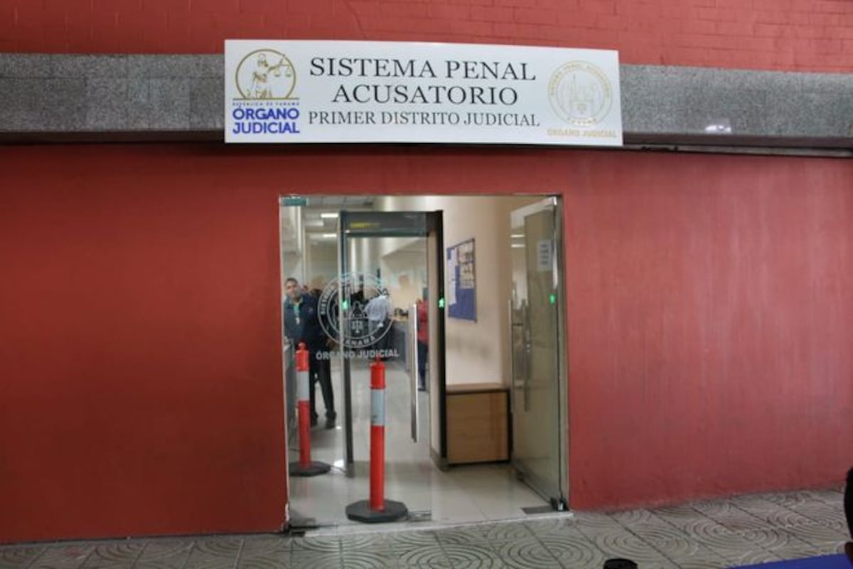 Posponen juicio. Medicina legal evaluará verdad sobre salud mental de Martinelli