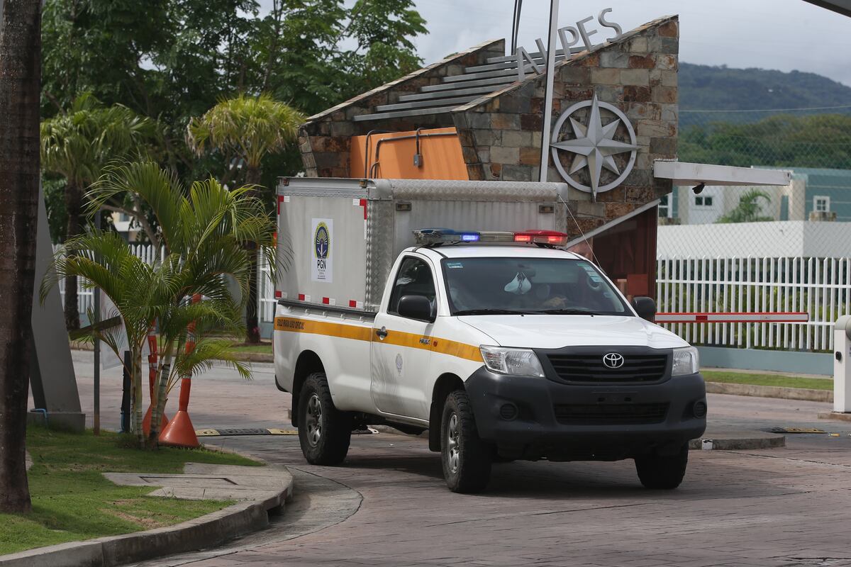 Falsos policías efectúan un asesinato a domicilio en Paseo del Norte | Video