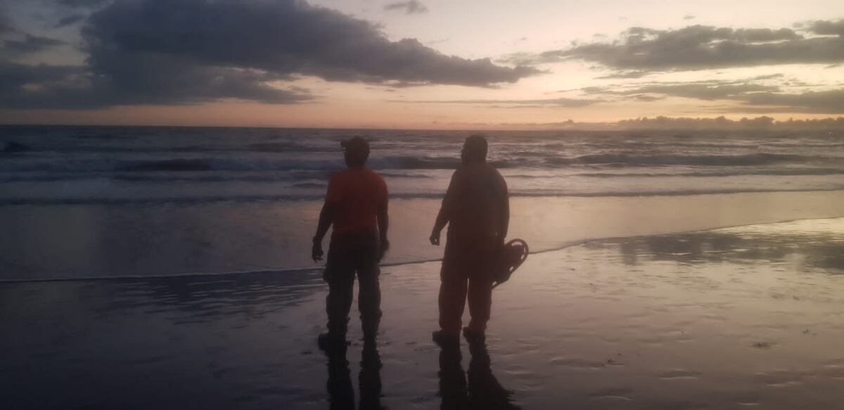 Recuperan cuerpo sin vida de menor en playa La Barqueta