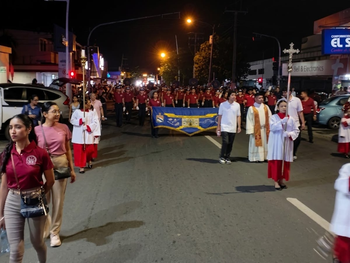Santiago Apóstol reúne a miles de devotos