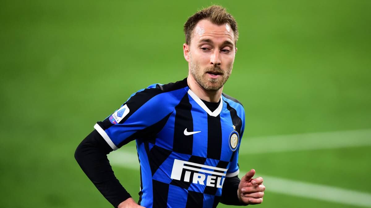 Eriksen vive todo un infierno en Milán