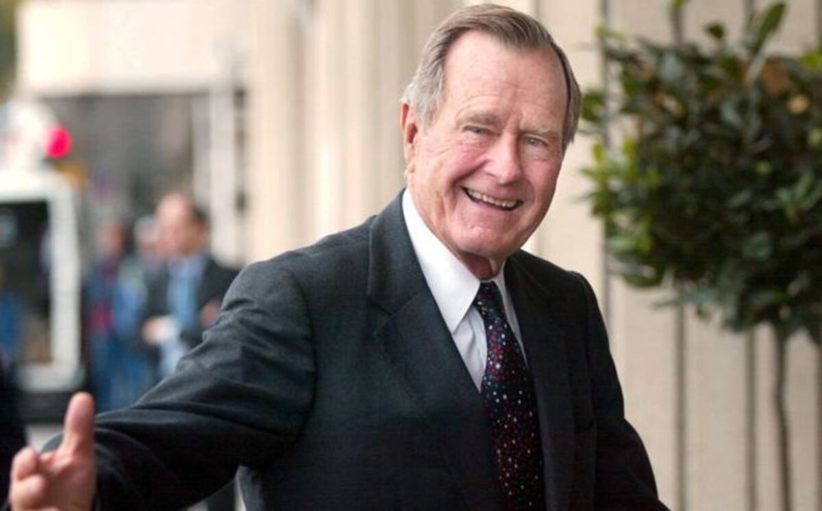 Panamá, invadido por Bush en 1989, lamenta la muerte del expresidente de EU