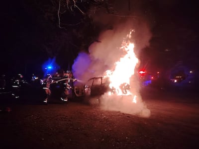 Fuego sobre ruedas: 62 vehículos incendiados marcan el arranque del 2026 en Panamá