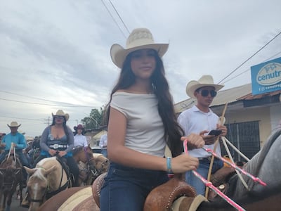 Cabalgata de la Feria de Azuero desborda tradición y entusiasmo en La Villa