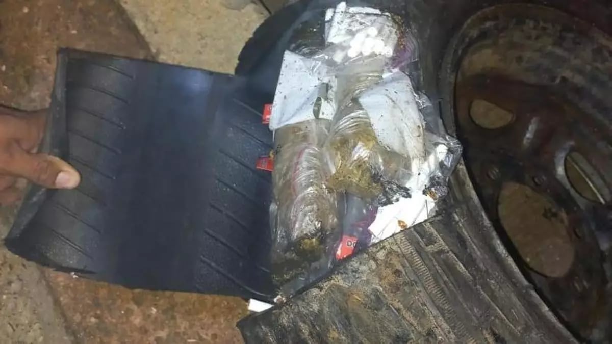 Encuentran llanta de auto preñada en droga  en La Nueva Joya