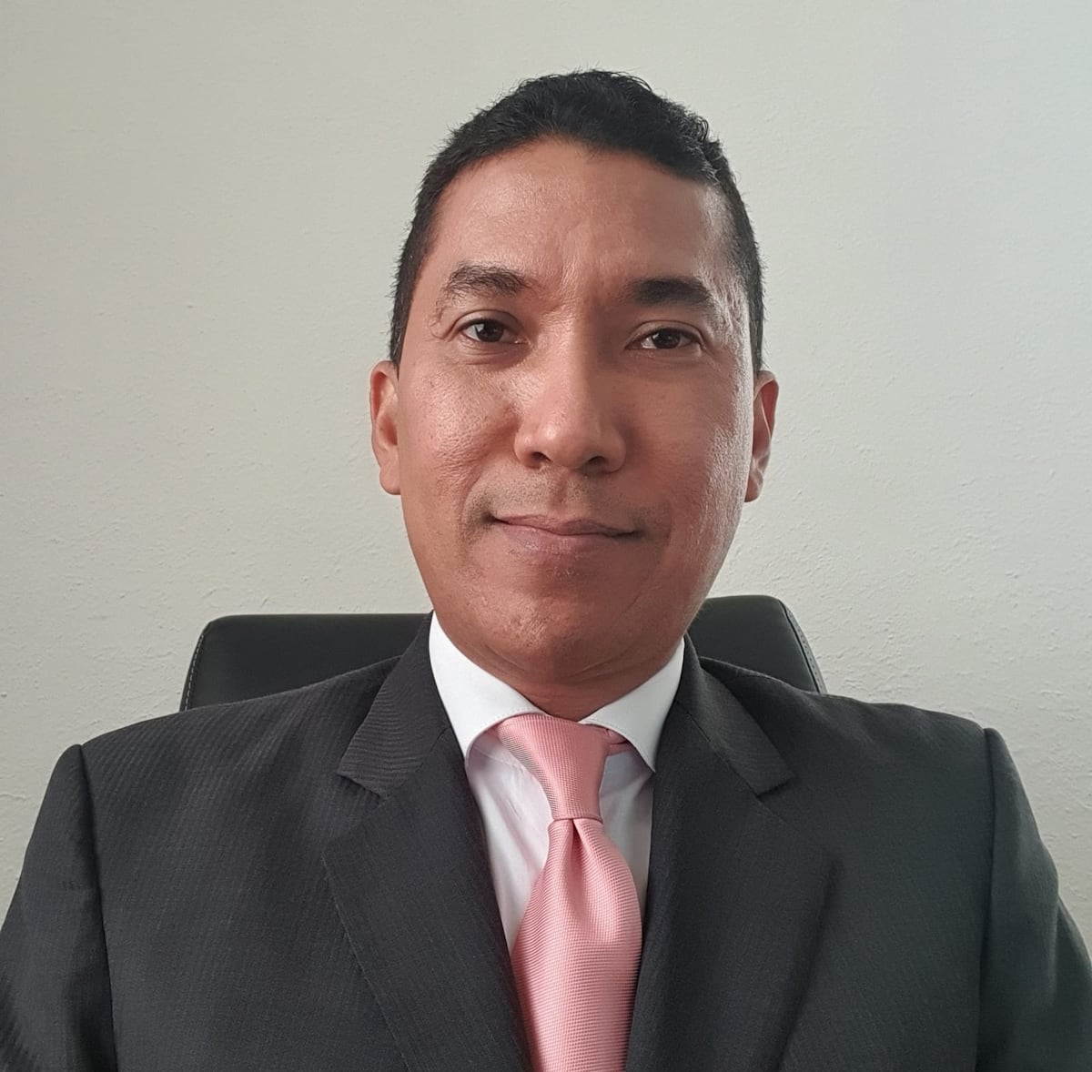 ¿Te llaman a ofrecerte tarjetas y préstamos y se saben todo de ti? Cuidado. Lo que debes saber tras un año de vigencia de la ley de Protección de datos