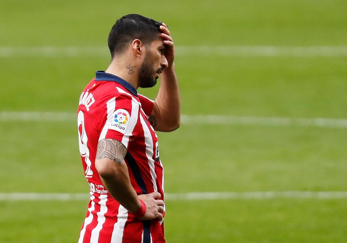 El Atlético vuelve a dejar puntos, e ilusiona al Real Madrid y Barcelona