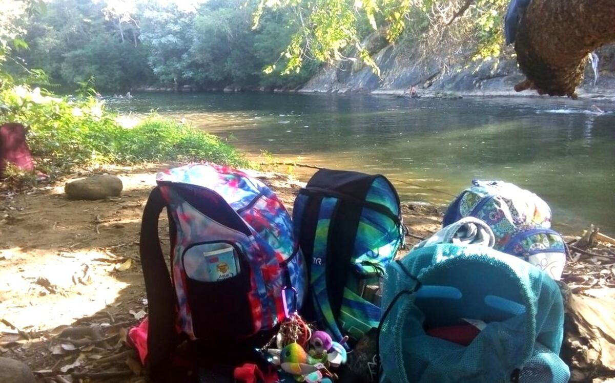 A falta de recursos, nadadores chiricanos entrenan en el río