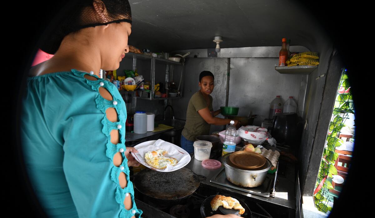 Lizy Valdés, una joven madre emprendedora del sector de Las Mañanitas