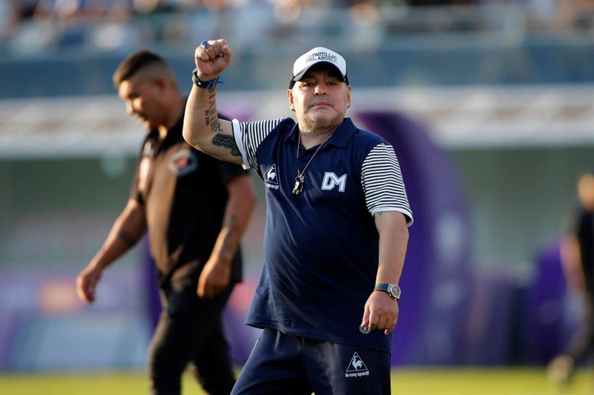Peligra continuidad de Maradona en Gimnasia