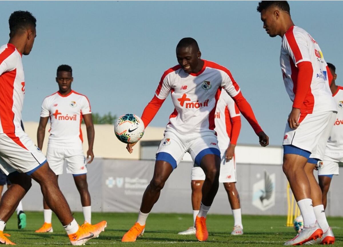 Dely, Román y Machado dan la cara y hablan del debut en Copa Oro