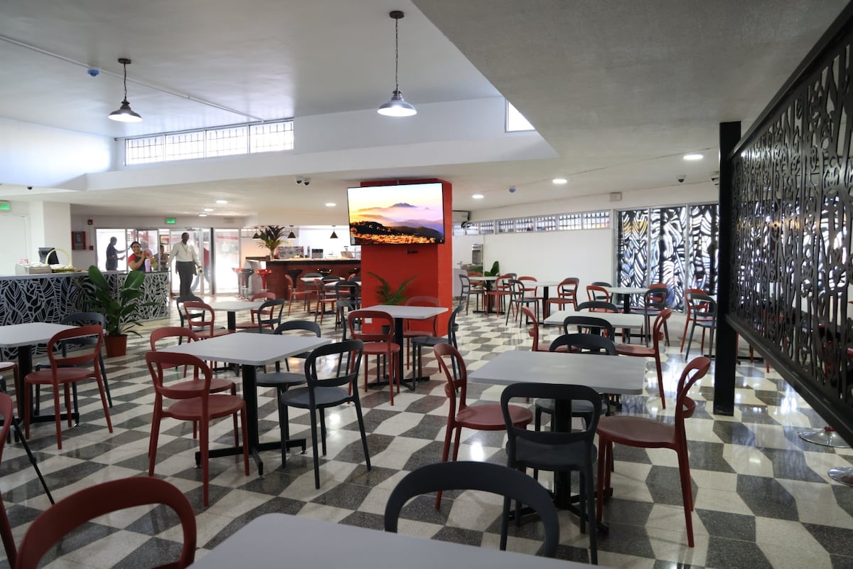 Regresa el menú a 50 centavos: Cafetería de Humanidades abre sus puertas en la Universidad de Panamá