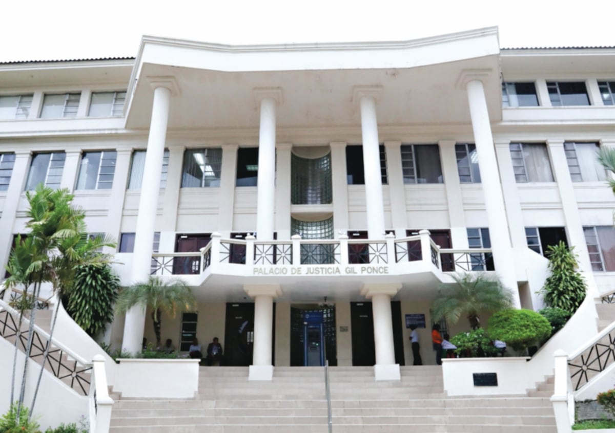 Más de 40 funcionarios del Órgano Judicial con la covid-19