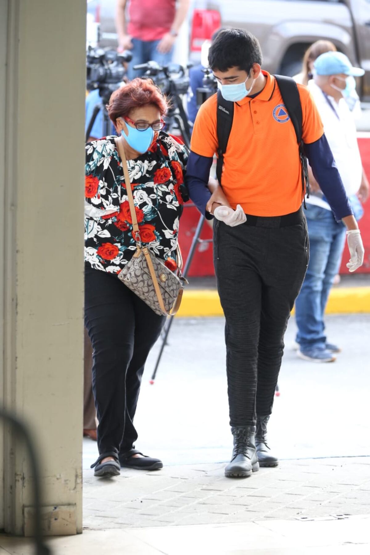 A buen paso. Sigue segundo día de vacunación en el circuito 8-8