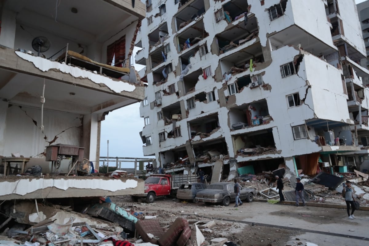 Terremotos dejan escenas de destrucción en Caracas y La Guaira
