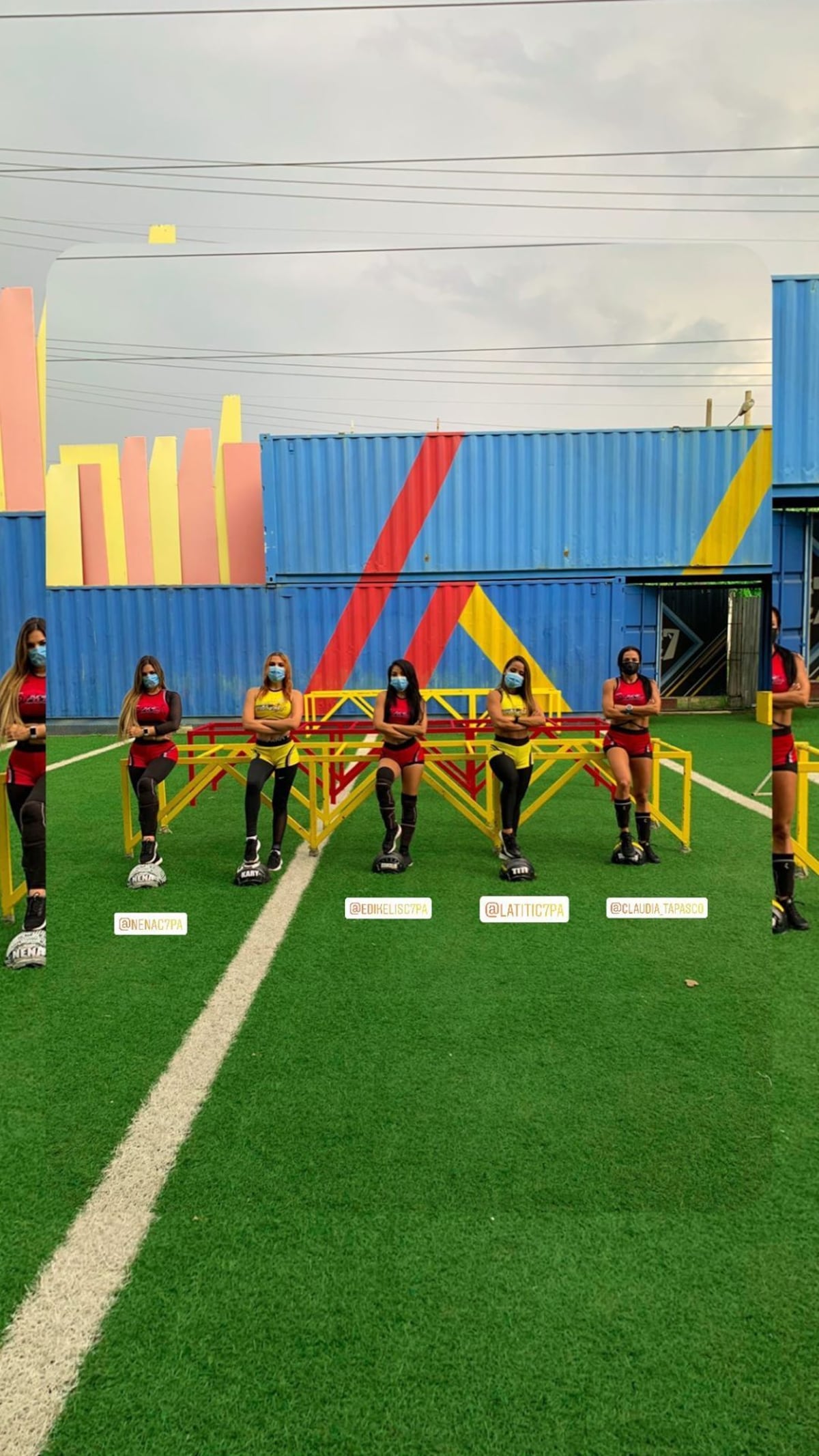 Se preparan. La nueva normalidad en Calle 7: sus competidores con mascarilla +Fotos