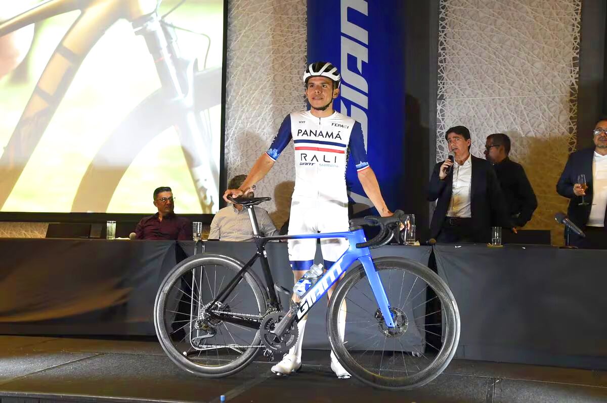 Panamá presenta a su representante en ciclismo para los Juegos Olímpicos