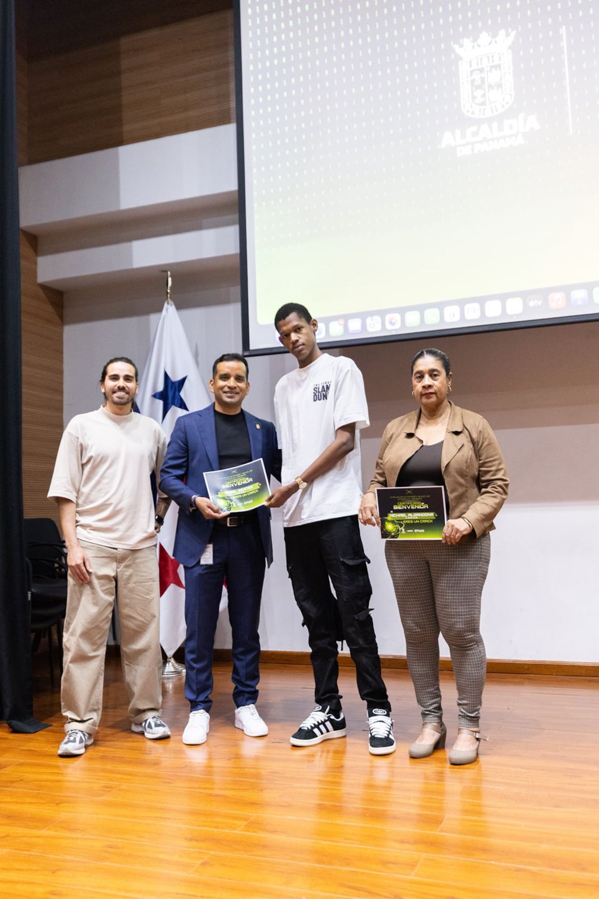 ¡Pilas pela’o! Lanzan plataforma con más de 1,000 becas GRATIS para capacitarte y conseguir trabajo