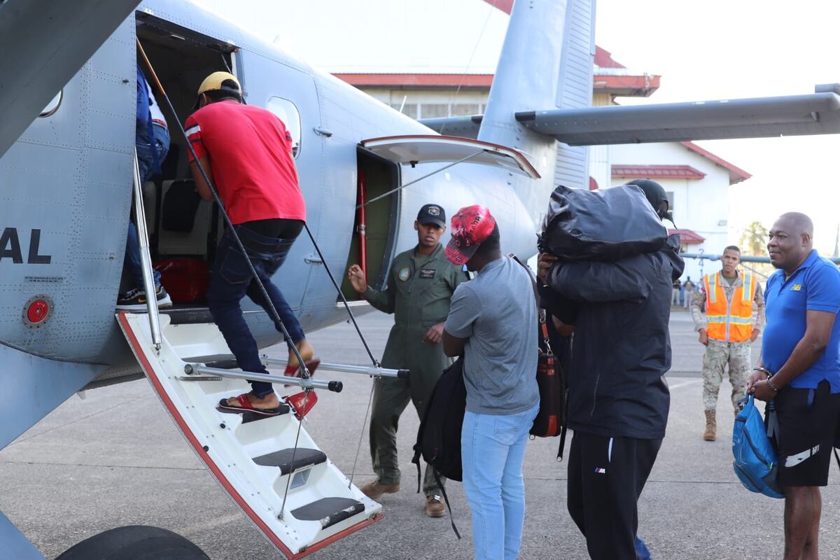 Colombianos que cometieron delito en Panamá fueron expulsados y deportados del país