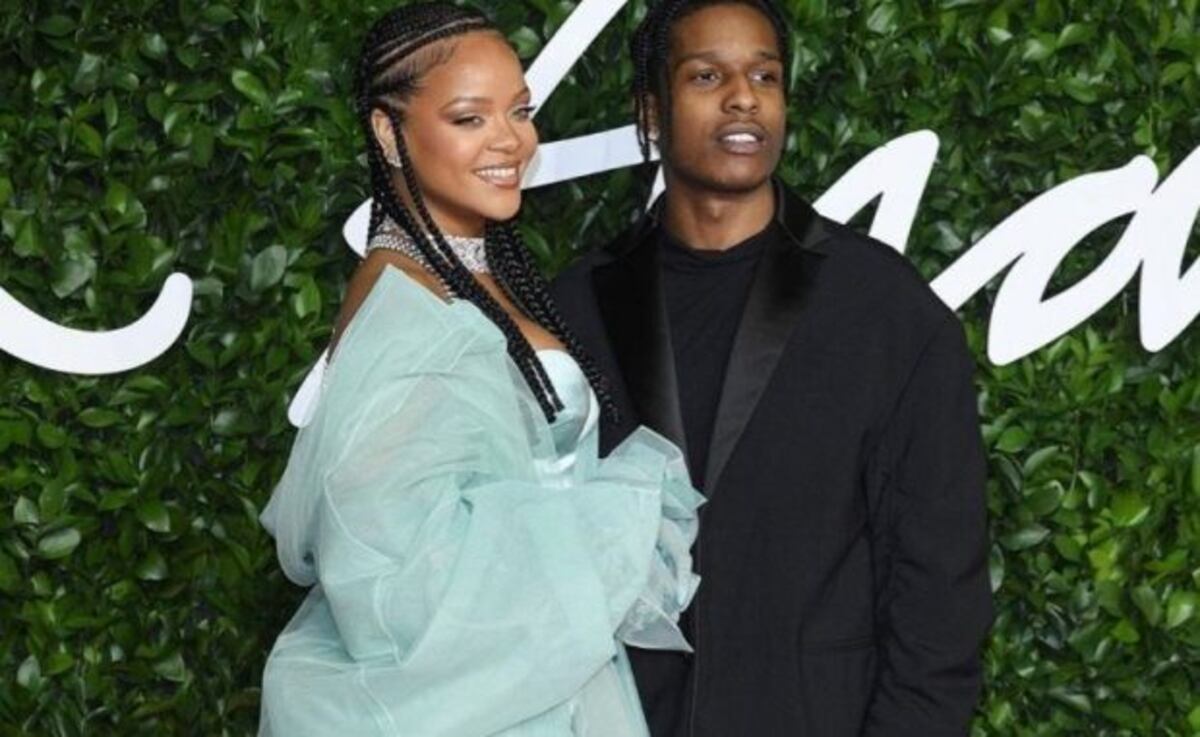 Tras separarse de multimillonario, Rihanna sale con ex de Kendall Jenner