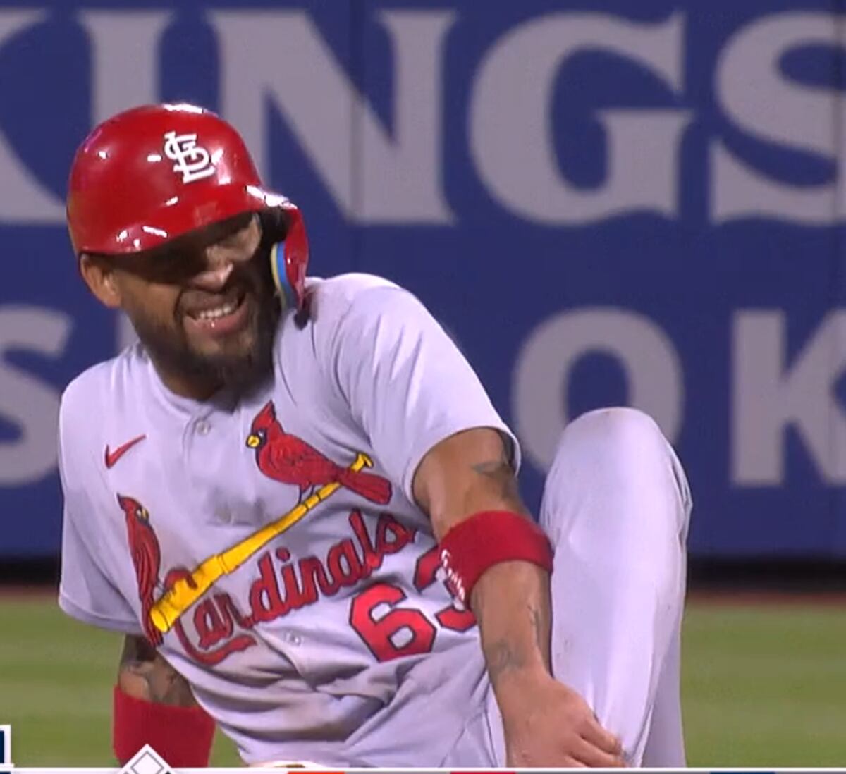 Lesión de Edmundo Sosa no es grave. Regresaría este viernes