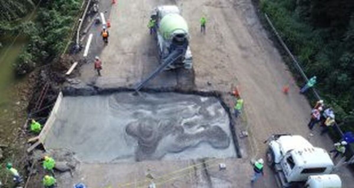 No podrán creer lo que encontraron en tubería colapsada en Loma Cová