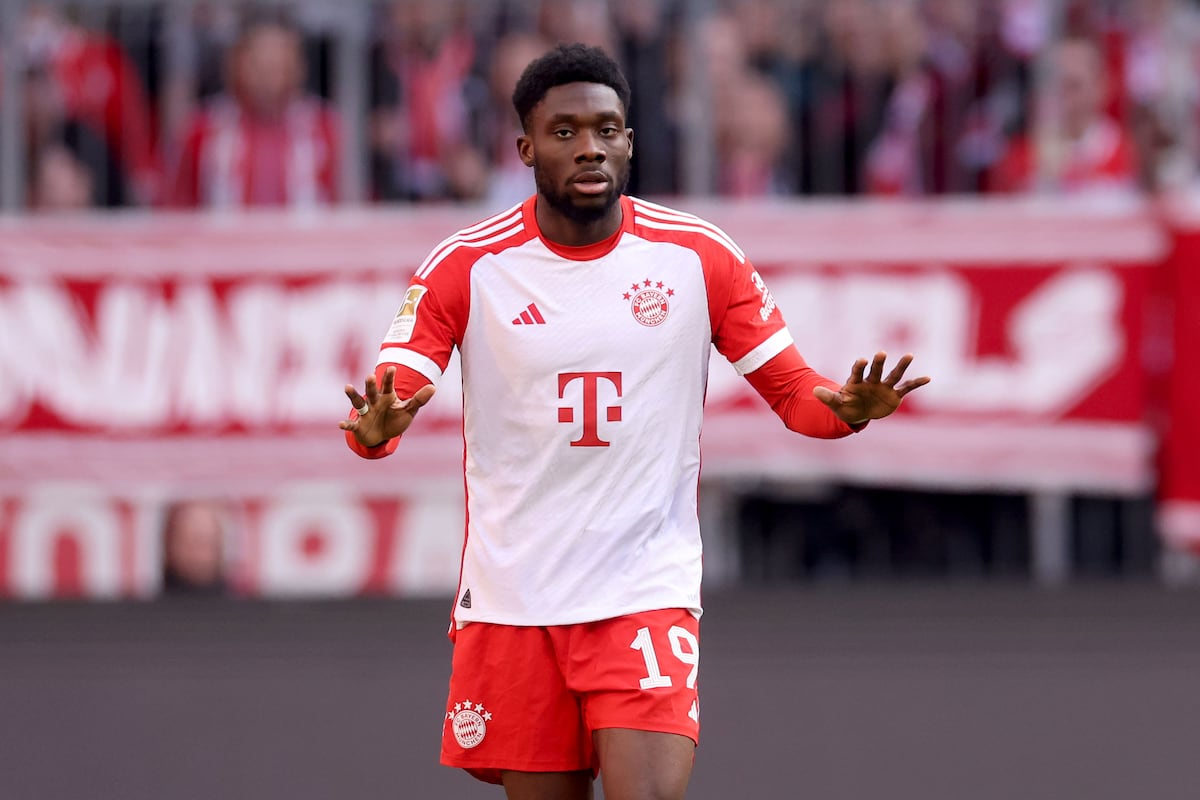 Alphonso Davies sin aparentes opciones de seguir en el Bayern Múnich