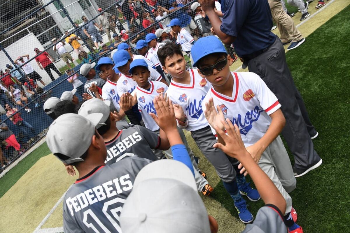 Coclé sigue reinando en el Béisbol Nacional Sub-10  | Video