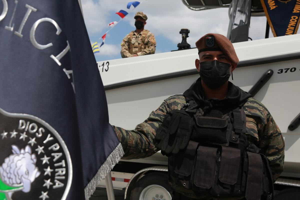 Miembros de la Fuerza Pública se capacitan para la lucha contra el narcotráfico 